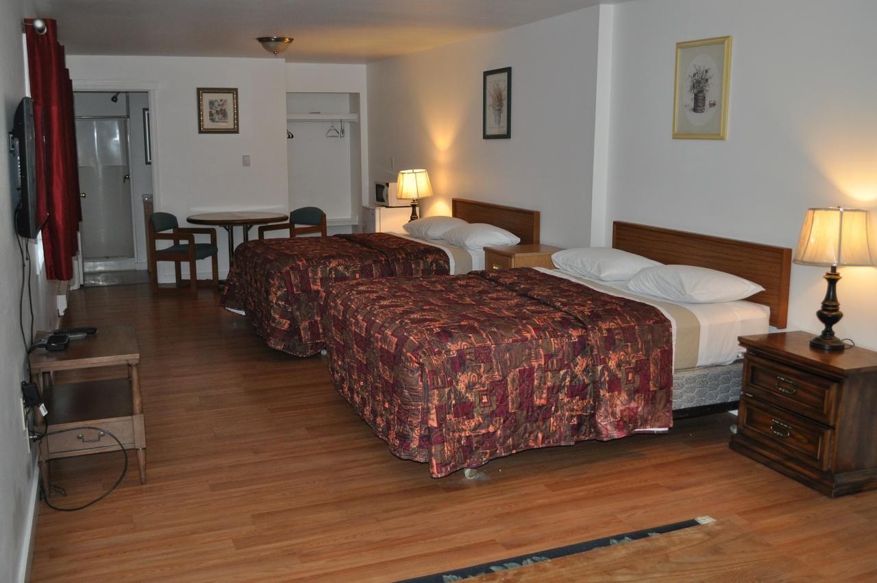 Golden Lion Motel Raymond Exteriör bild